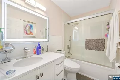 307 Prospect Avenue 9A #9A, Hackensack, NJ 07601 - Photo 16