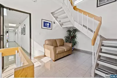 24 Wyckoff Avenue, Waldwick, NJ 07463 - Photo 10