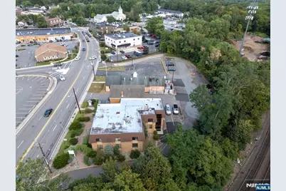 24 Wyckoff Avenue, Waldwick, NJ 07463 - Photo 38