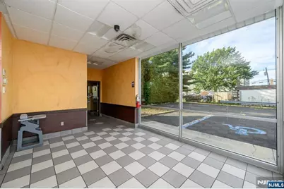 343 State Rt 17, Hasbrouck Heights, NJ 07604 - Photo 8