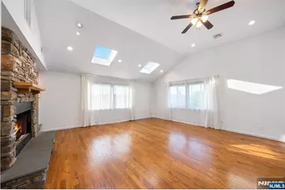 320-322 Dixon Avenue, Paterson, NJ 07501 - Photo 2