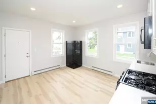 8-02 Chester, Fair Lawn, NJ 07410 - Photo 8