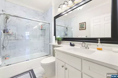 108 The Promenade 108 #108, Edgewater, NJ 07020 - Photo 38