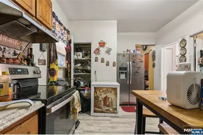 1063 Bond Street, Elizabeth, NJ 07201 - Photo 22