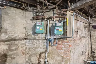 1063 Bond Street, Elizabeth, NJ 07201 - Photo 42