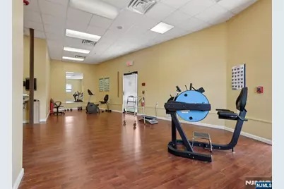 101 Grand Avenue, Palisades Park, NJ 07650 - Photo 20