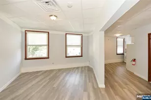 190 Rock 4, Glen Rock, NJ 07452 - Photo 10