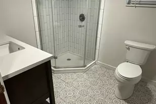 389 President Street 1, Saddle Brook Township, NJ 07663 - Photo 10