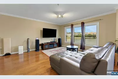 155 The Promenade, Edgewater, NJ 07020 - Photo 12