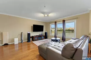 155 The Promenade, Edgewater, NJ 07020 - Photo 12