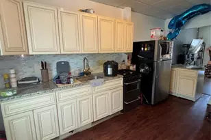 879 Madison Ave, Paterson, NJ 07501 - Photo 10