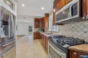 135 7th St, Cresskill, NJ 07626 - Photo 10