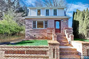 135 7th St, Cresskill, NJ 07626 - Photo 2