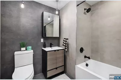 65 McWhorter Street 112 #112, Newark, NJ 07105 - Photo 6