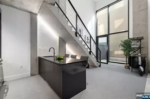 65 McWhorter Street 112, Newark, NJ 07105 - Photo 4