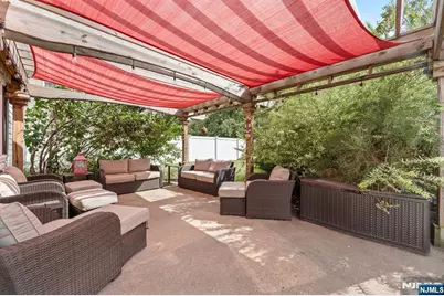 17 Acorn Road, Secaucus, NJ 07094 - Photo 34