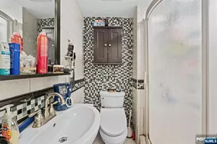 17 Acorn Rd, Secaucus, NJ 07094 - Photo 28