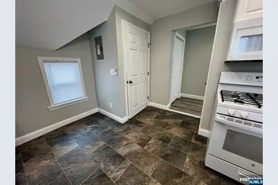 33 Water Street 2 #2, Hackensack, NJ 07601 - Photo 6