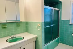 26 Pilgrim Ct Second Floor, Bloomfield, NJ 07003 - Photo 8