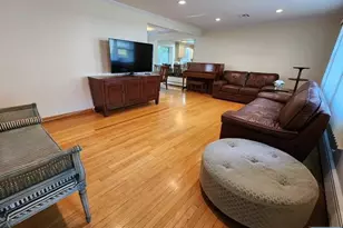 19 Ruth Ln, Demarest, NJ 07627 - Photo 2