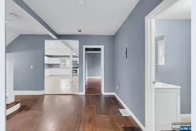 513 Sandford, Newark, NJ 07106 - Photo 6