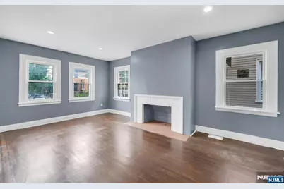 513 Sandford, Newark, NJ 07106 - Photo 4