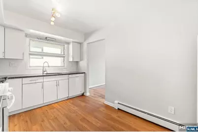 24 E Ruby Avenue 2 #2, Palisades Park, NJ 07650 - Photo 2