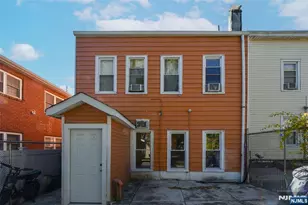 208 4th St, Passaic, NJ 07055 - Photo 28