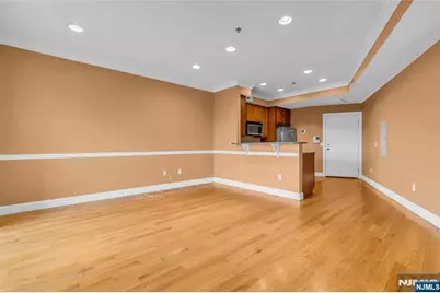 30 Austin Street 301 #301, Newark, NJ 07114 - Photo 14