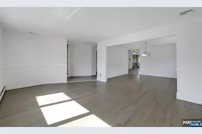 2413 Hammett Avenue A #A, Fort Lee, NJ 07024 - Photo 10