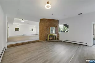 2413 Hammett Ave A, Fort Lee, NJ 07024 - Photo 28