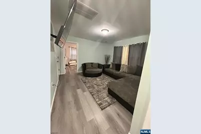 95-97 Munn Avenue 3 #3, Newark, NJ 07106 - Photo 2