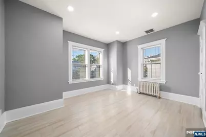 1624 Center Avenue, Fort Lee, NJ 07024 - Photo 16