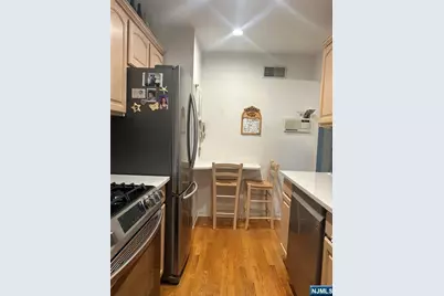 302 Grand Ridge Drive 302 #302, Ridgefield, NJ 07657 - Photo 20