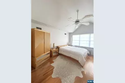 302 Grand Ridge Drive 302 #302, Ridgefield, NJ 07657 - Photo 32