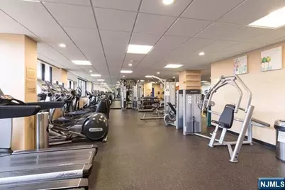 100 Carlyle Drive 5Dn #5DN, Cliffside Park, NJ 07010 - Photo 20