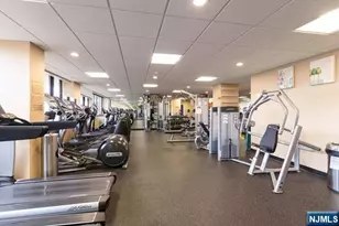 100 Carlyle Dr 5Dn, Cliffside Park, NJ 07010 - Photo 20