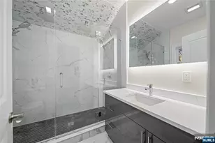 16 Coles Ct, River Edge, NJ 07661 - Photo 20