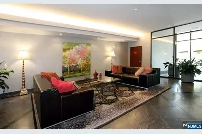 2150 Center 6F #6F, Fort Lee, NJ 07024 - Photo 4