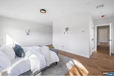 27 Sullivan Drive, Emerson, NJ 07630 - Photo 24