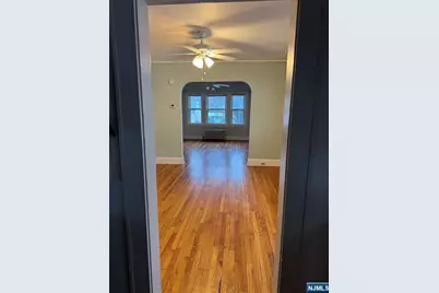 15-36 Parmelee Avenue 2 #2, Fair Lawn, NJ 07410 - Photo 8