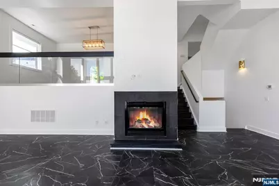 11 Vela Way, Edgewater, NJ 07020 - Photo 4