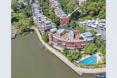 11 Vela Way, Edgewater, NJ 07020 - Photo 2