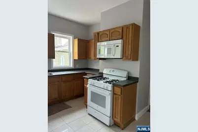 171 Seymour Avenue 2 #2, Newark, NJ 07108 - Photo 8