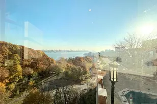 [Address not provided], Fort Lee, NJ 07024 - Photo 14