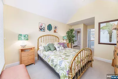 19 Briar Court, Hamburg, NJ 07419 - Photo 20