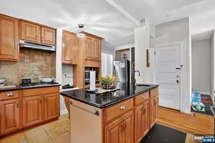 285 Maple St, Englewood, NJ 07631 - Photo 12