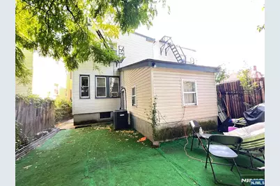 564 Broadway, Newark, NJ 07104 - Photo 26