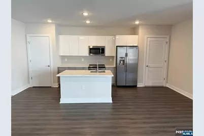 470 Main Street 503 #503, Fort Lee, NJ 07024 - Photo 1