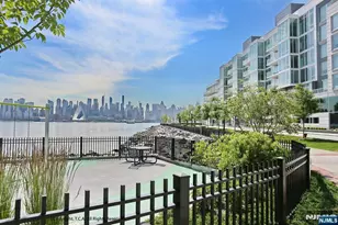 1000 Ave At Port Imperial 306, Weehawken, NJ 07086 - Photo 34